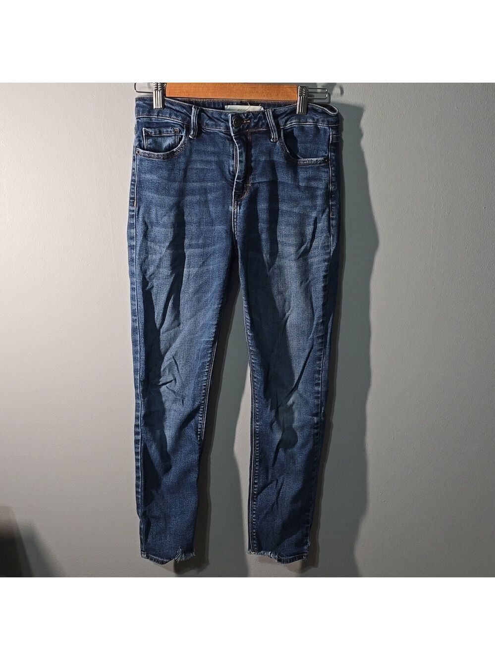 Hidden Jeans Womens Size 28 Size 6 Blue